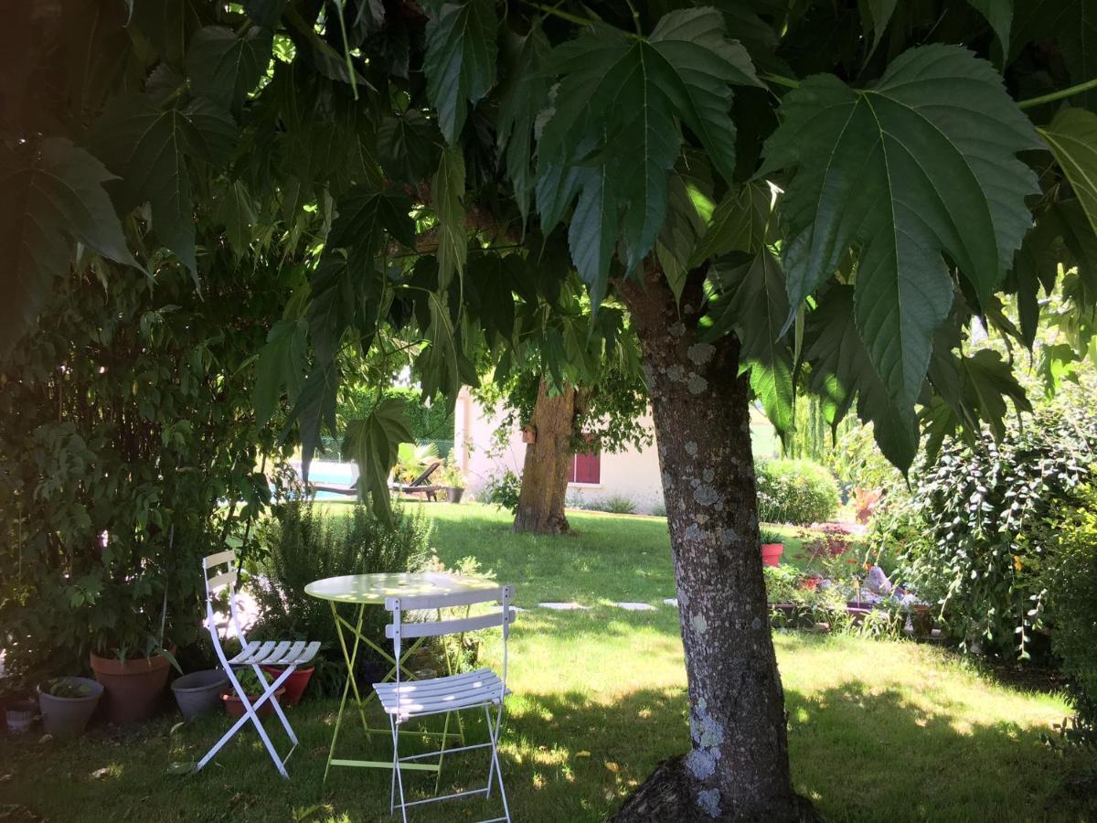 Domaine De La Vigne Acomodação com café da manhã Cadalen Exterior foto
