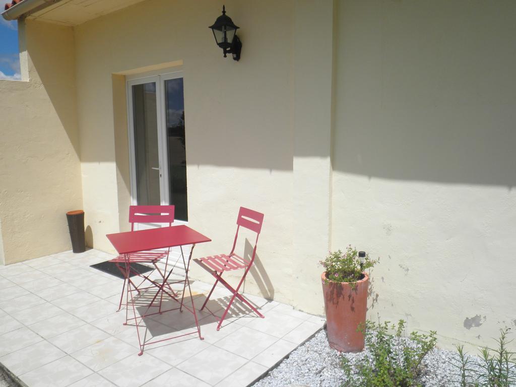 Domaine De La Vigne Acomodação com café da manhã Cadalen Exterior foto