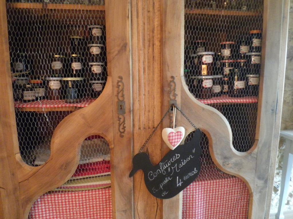 Domaine De La Vigne Acomodação com café da manhã Cadalen Exterior foto